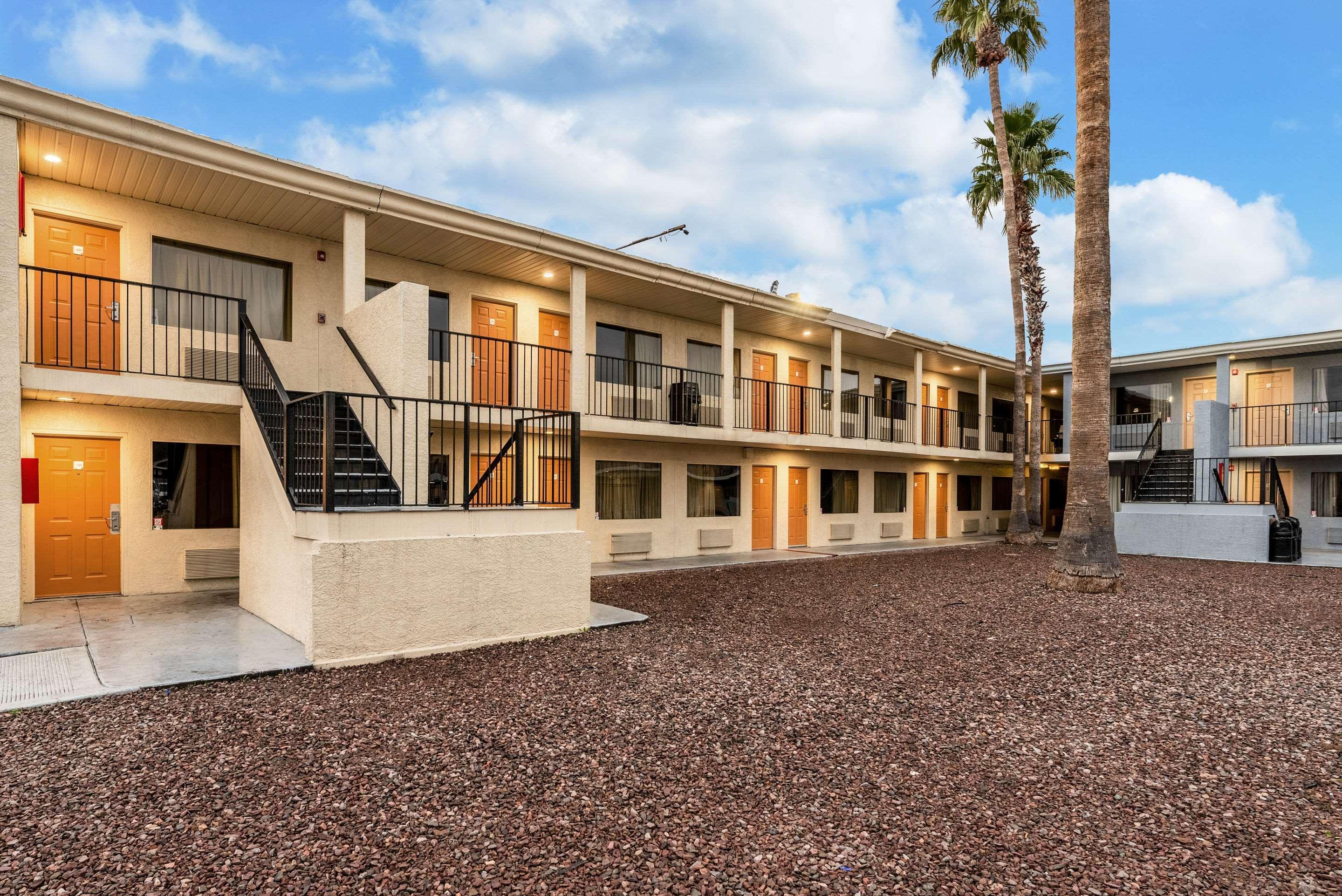 Rodeway Inn Phoenix North I-17 Eksteriør bilde
