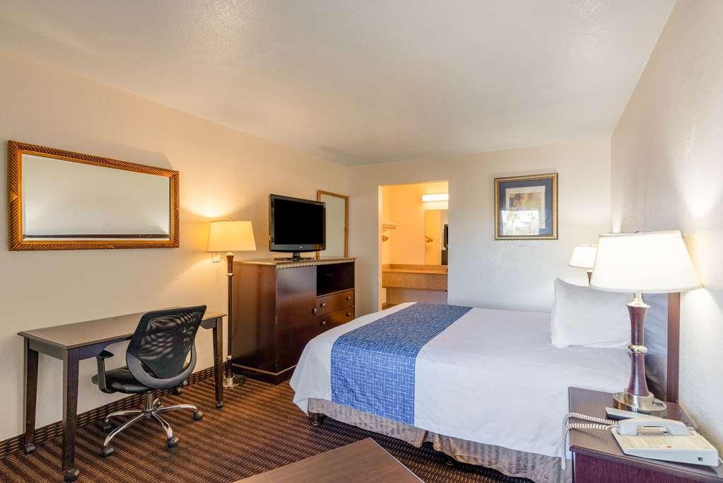 Rodeway Inn Phoenix North I-17 Rom bilde