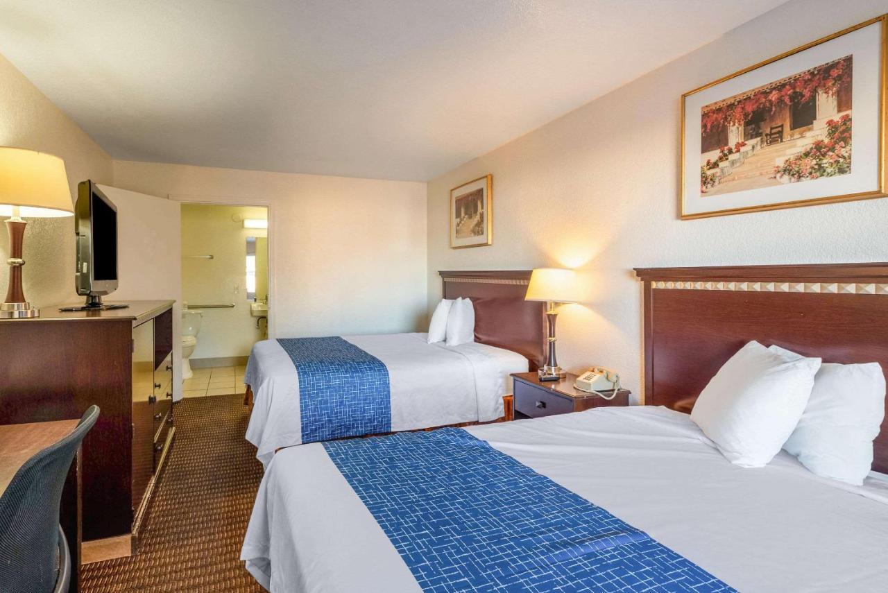 Rodeway Inn Phoenix North I-17 Eksteriør bilde